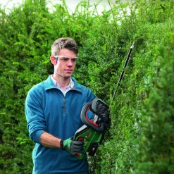 Brico Bosch Accu Heggenschaar Universalhedgecut 18-50 18V 2,5Ah (Zonder Accu) Clearance