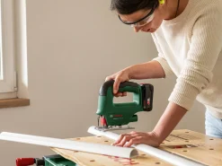 Brico Bosch Accuboormachine Met Klopfunctie + Decoupeerzaag Toolkit 18V (2 Accu'S) Discount