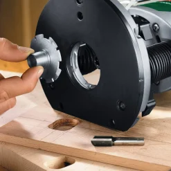 Brico Bosch Bovenfrees Pof 1400 Ace Hot