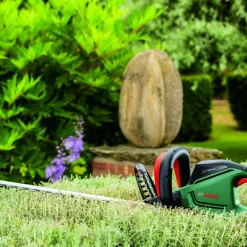 Brico Bosch Heggenschaar Universalhedgecut 50 Hot