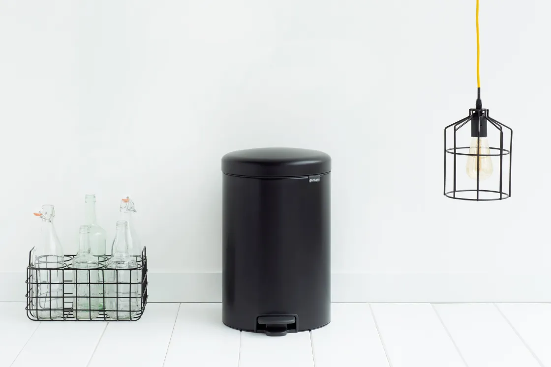 Brico Brabantia Pedaalemmer Newicon Matt Black 20L Discount
