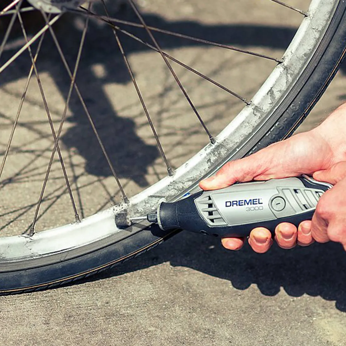 Brico Dremel Multigereedschap 3000Ja + 15 Accessoires Clearance