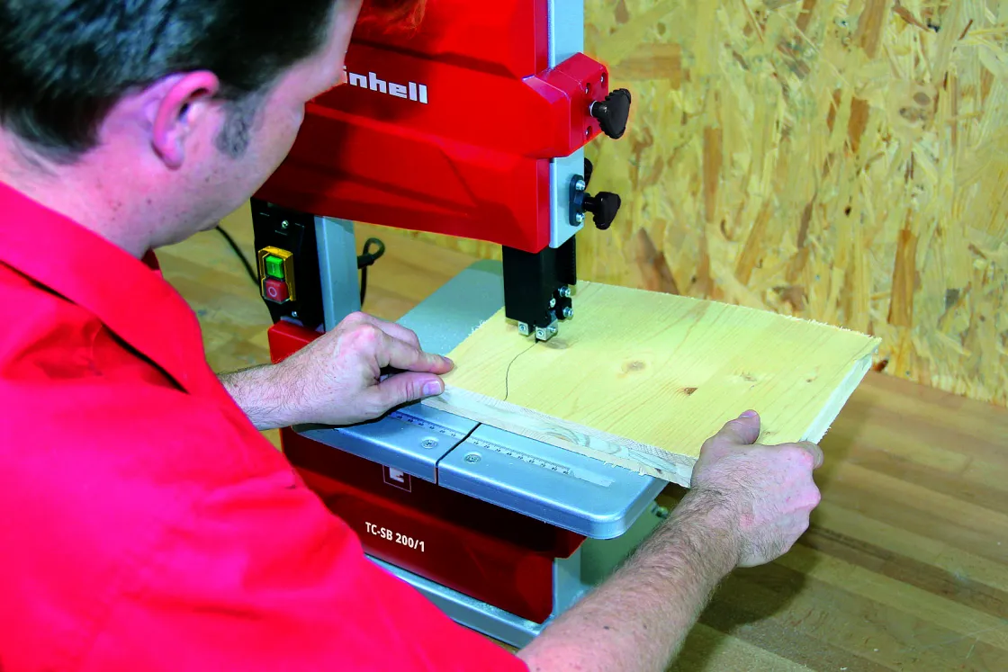 Brico Einhell Lintzaag Tcsb200/1 250W Outlet