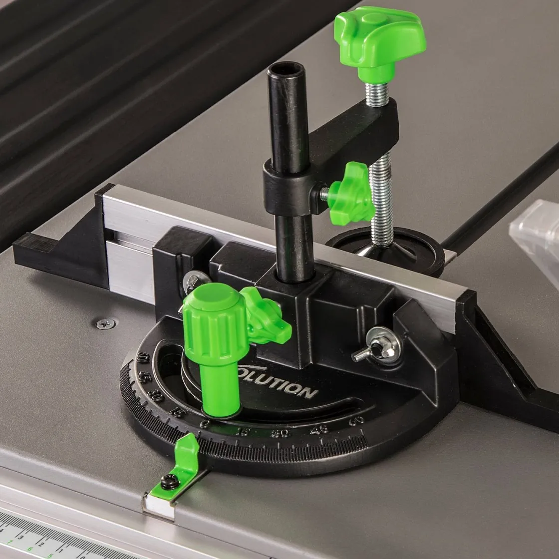 Brico Evolution Tafelzaag Fury5-S 1500W Hot