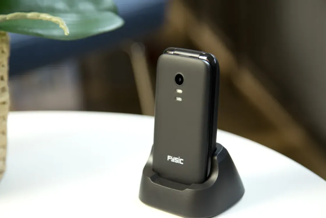 Fysic Fm-9760Zt Mobiele Klaptelefoon Voor Senioren Noodknop Zwart-Brico Discount