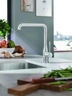 Brico Grohe Keukenmengkraan Essence Supersteel Mat Hot