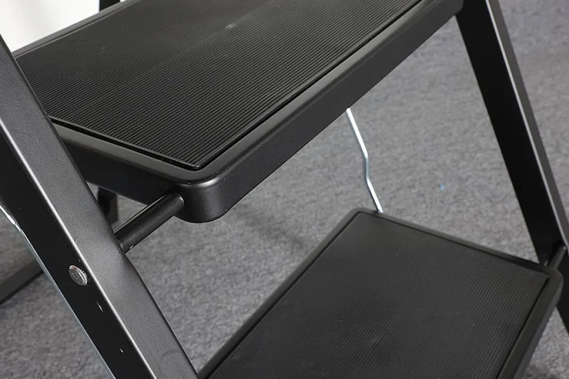 Brico Huishoudtrap - Keukentrap 3 Treden - Inklapbaar - Zwart Clearance