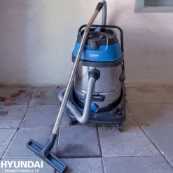 Brico Hyundai Nat/Droogzuiger 2000W Met Stopcontact Hot