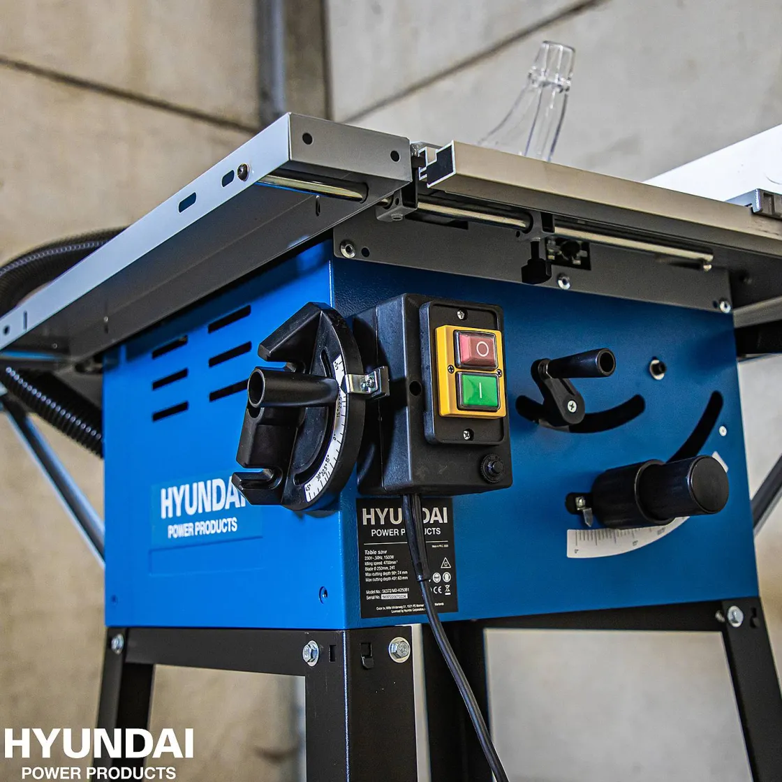 Brico Hyundai Zaagtafel 56372 250Mm 1500W