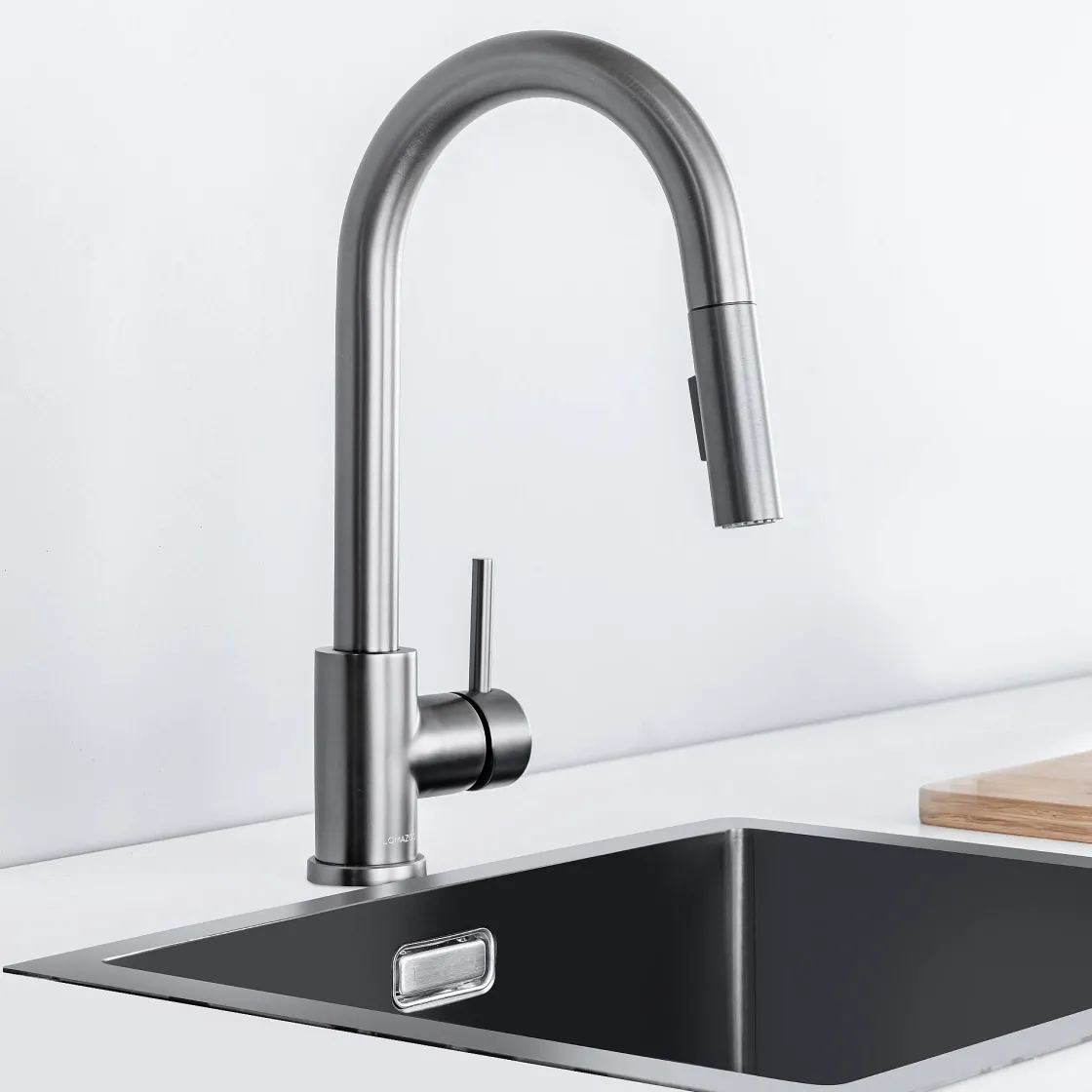 Brico Lomazoo Keukenkraan Met Uittrekbare Uitloop Mason Gun Metal Antraciet