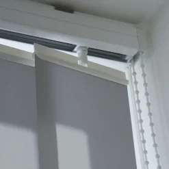 Madeco 4196 Verticale Lamellen Compleet Lichtdoorlatend Grijs 12,7 X 260 Cm + Rail 200 Cm-Brico