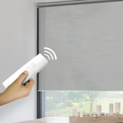 Madeco Grey Gemotoriseerd Lichtdoorlatend Rolgordijn E-Roll Grijs 120X250Cm-Brico Outlet