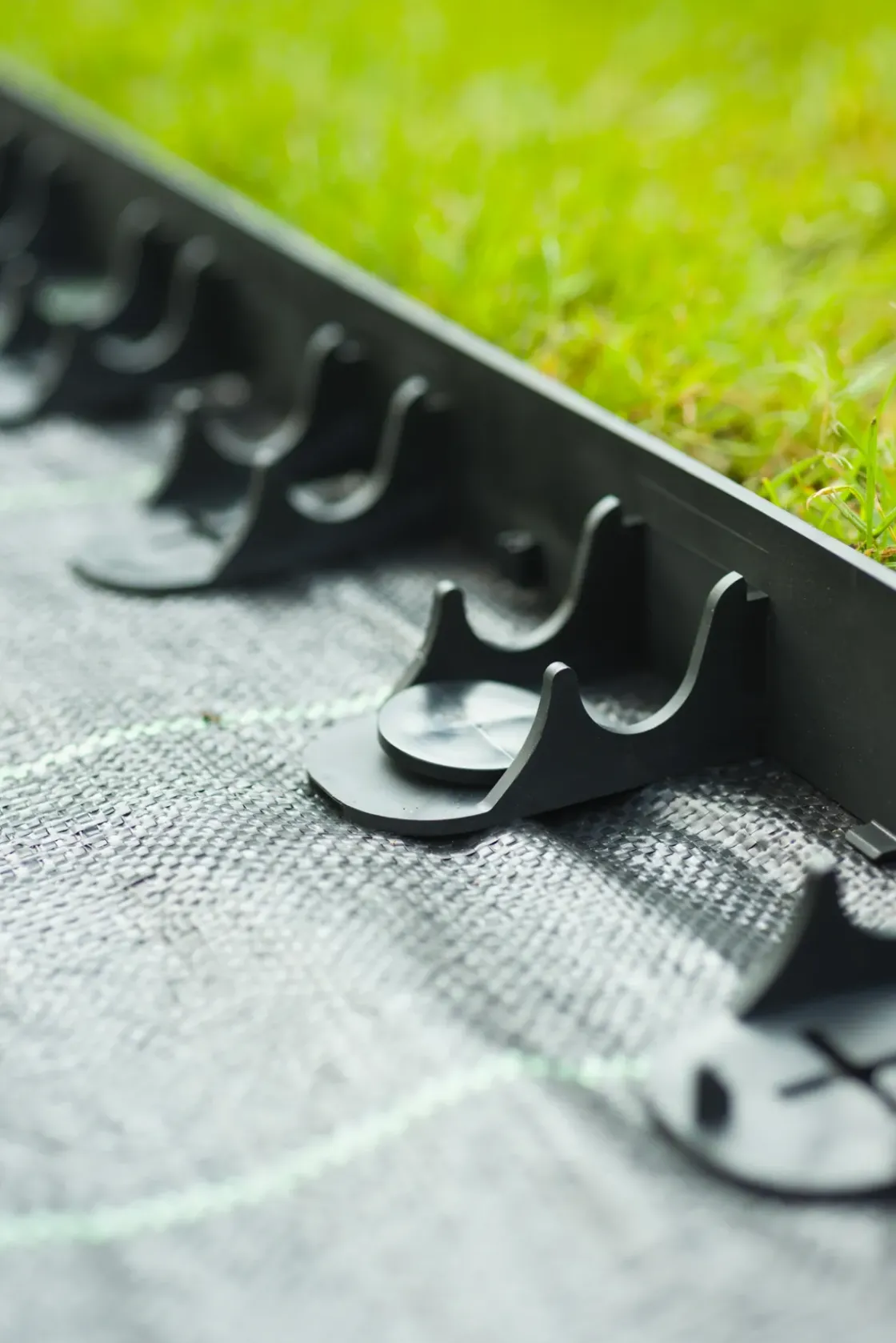 Nature Grasranden Pp/Pe Zwart 100X4,5Cm 4 Stuks-Brico Discount