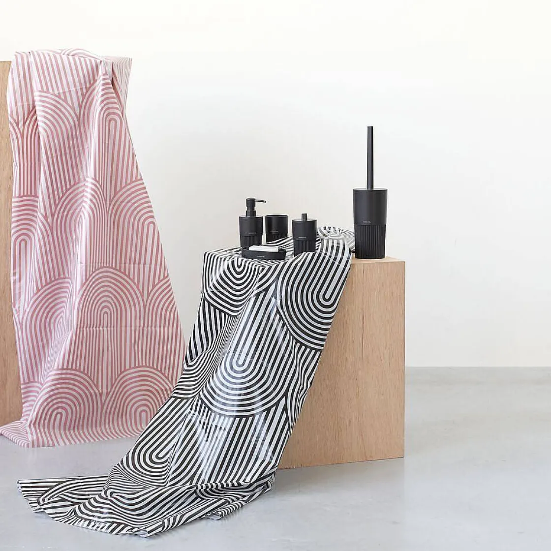 Brico Sealskin Brave Douchegordijn 180X200 Cm Peva Donkerroze / Wit Outlet