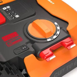 Brico Worx Robotmaaier Landroid M700 - 20V Accu - Voor Gazons Tot Ca. 300M² - Maaibreedte 180Mm - Incl. Laadstation En 150M Terreinafbakeningskabel New