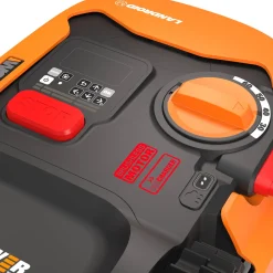 Brico Worx Robotmaaier Landroid M700 - 20V Accu - Voor Gazons Tot Ca. 300M² - Maaibreedte 180Mm - Incl. Laadstation En 150M Terreinafbakeningskabel New